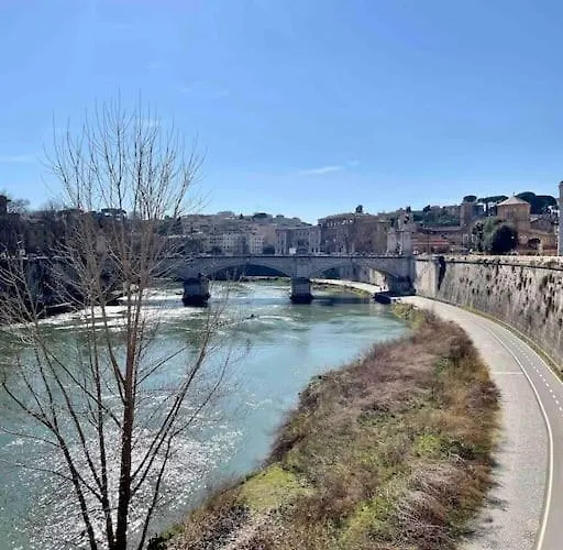 Gateway To Rome's Treasures * Roma